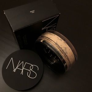 NARS Soft Velvet Loose Powder Beach NWB